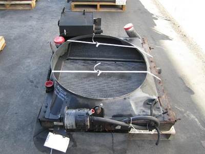 International 9200i Cooling Assembly