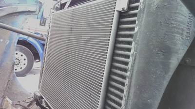 Kenworth T2000 Cooling Assembly