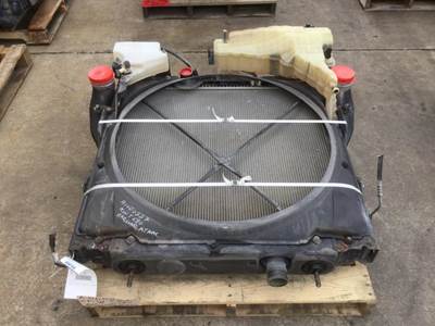 Kenworth T680 Cooling Assembly