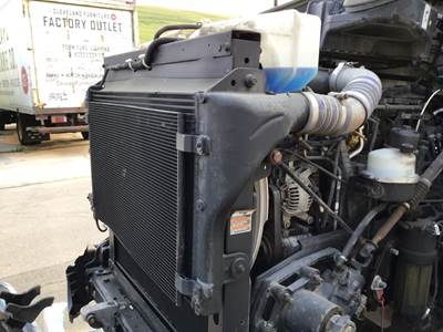 Kenworth T680 Cooling Assembly