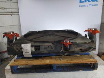 Kenworth T680 Cooling Assembly