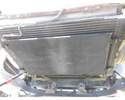 Kenworth T680 Cooling Assembly