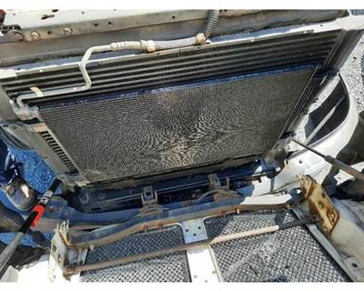 Kenworth T680 Cooling Assembly