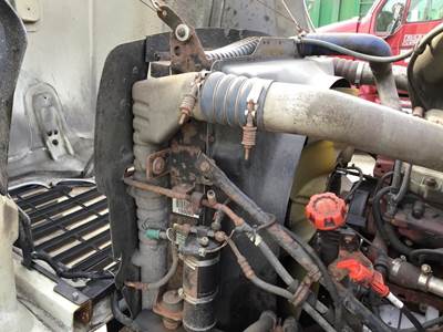 Mack Pinnacle CXP612 Right Cooling Assembly for a Mack CXP612