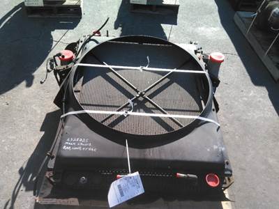 Mack Pinnacle CXU612 Cooling Assembly for a Mack CXU612