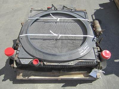 Mack Vision CXN612 Cooling Assembly for a Mack CXN612