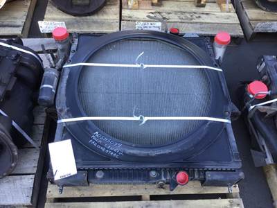 Mack Vision CXN612 Cooling Assembly for a Mack CXN612