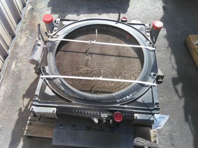 Mack Vision CXN613 Cooling Assembly for a Mack CXN613
