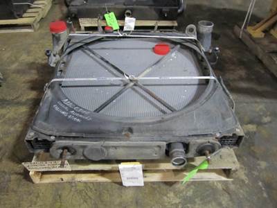 Peterbilt 386 Cooling Assembly