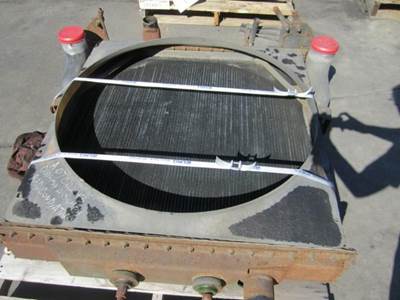Peterbilt 386 Cooling Assembly