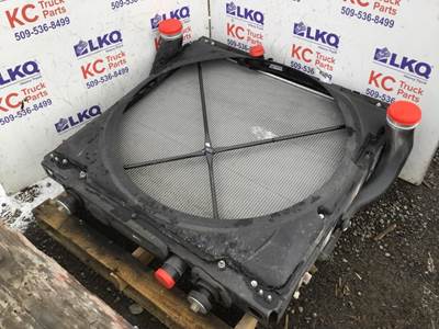Peterbilt 579 Cooling Assembly