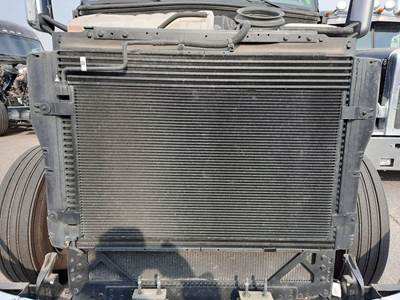 Peterbilt 579 Cooling Assembly