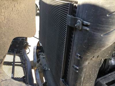 Peterbilt 579 Cooling Assembly