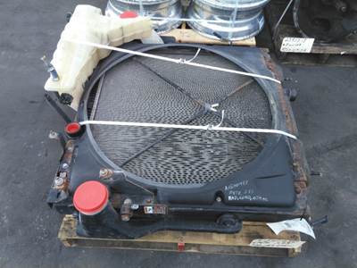 Peterbilt 579 Cooling Assembly