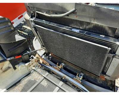 Peterbilt 579 Cooling Assembly