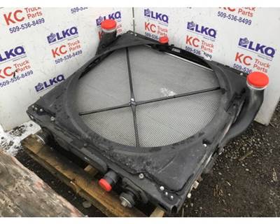 Peterbilt 579 Cooling Assembly
