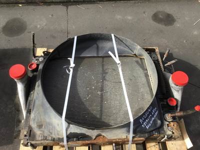 Sterling L8500 Cooling Assembly