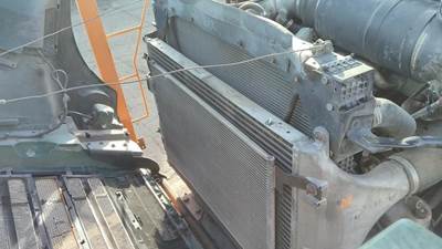 Sterling LT9500 Cooling Assembly