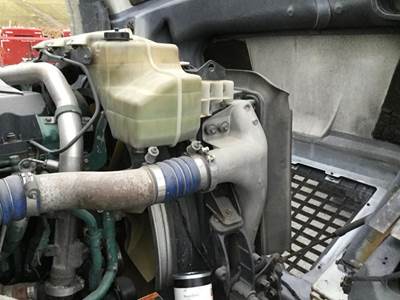 Volvo VNL Cooling Assembly