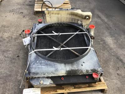 Volvo VNL Cooling Assembly