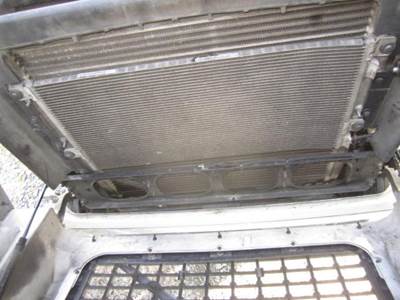 Volvo VNL Cooling Assembly