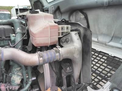 Volvo VNL Cooling Assembly