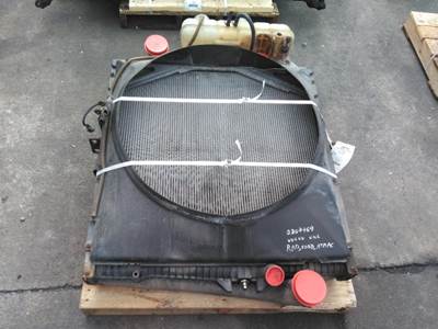 Volvo VNL Cooling Assembly