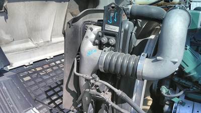 Volvo VNL Cooling Assembly