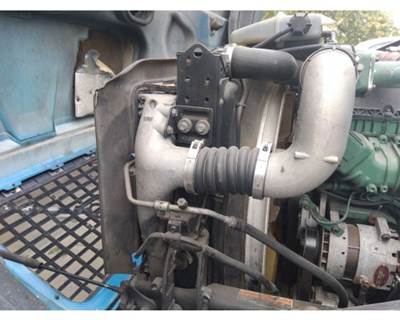 Volvo VNL Cooling Assembly