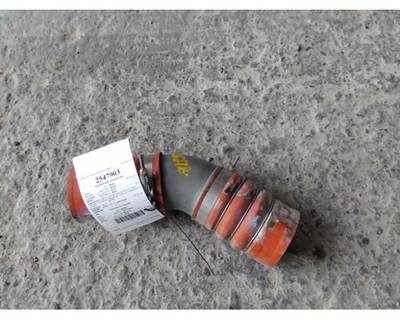 Used Charge Air Cooler Pipe 4" Diameter for 2015 Peterbilt 579 Paccar MX-13