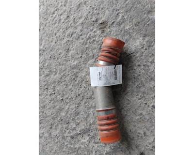 Used Charge Air Cooler Pipe 4" Diameter for 2015 Peterbilt 579 Paccar MX-13