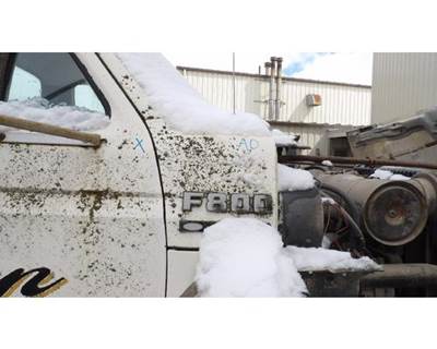 Ford F-800 Right Cowl for a Ford F800