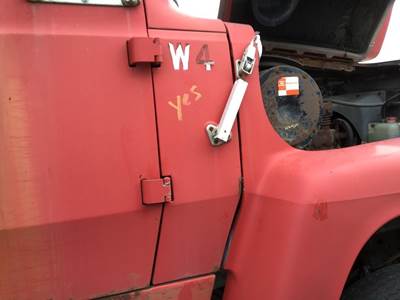 Ford L8000 Right Cowl