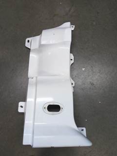 Freightliner Cascadia 113 Cowl