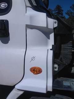 Freightliner Cascadia 113 Right Cowl