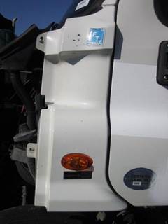 Freightliner Cascadia 113 Left Cowl