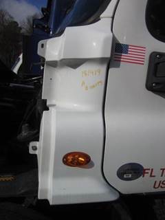 Freightliner Cascadia 113 Left Cowl