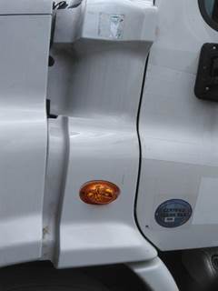 Freightliner Cascadia 113 Left Cowl