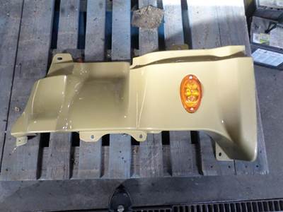 Freightliner Cascadia 113 Right Cowl