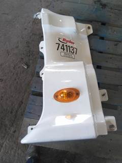 Freightliner Cascadia 113 Right Cowl