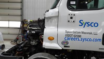 Freightliner Cascadia 113 Left Cowl