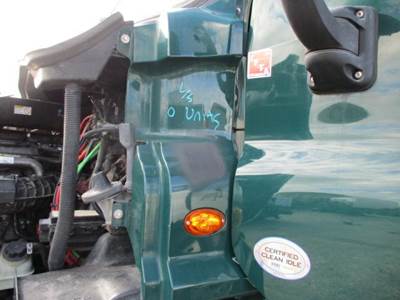 Freightliner Cascadia 113 Left Cowl