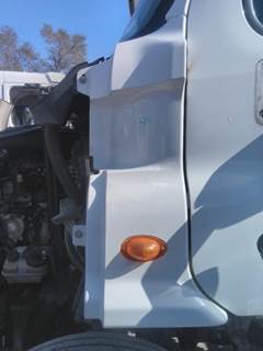 Freightliner Cascadia 113 Left Cowl