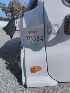 Freightliner Cascadia 113 Cowl