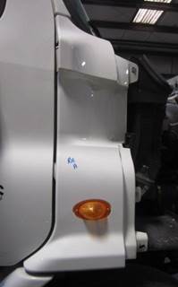 Freightliner Cascadia 113 Right Cowl