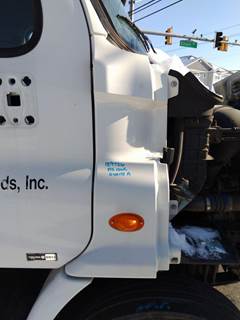 Freightliner Cascadia 113 Right Cowl