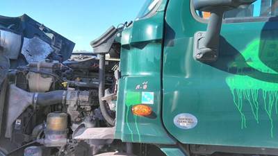 Freightliner Cascadia 113 Left Cowl
