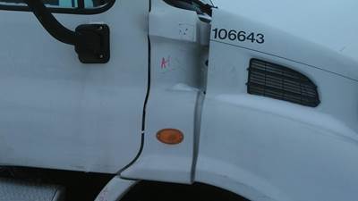 Freightliner Cascadia 113 Right Cowl