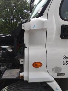 Freightliner Cascadia 113 Left Cowl
