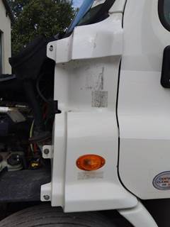 Freightliner Cascadia 113 Left Cowl